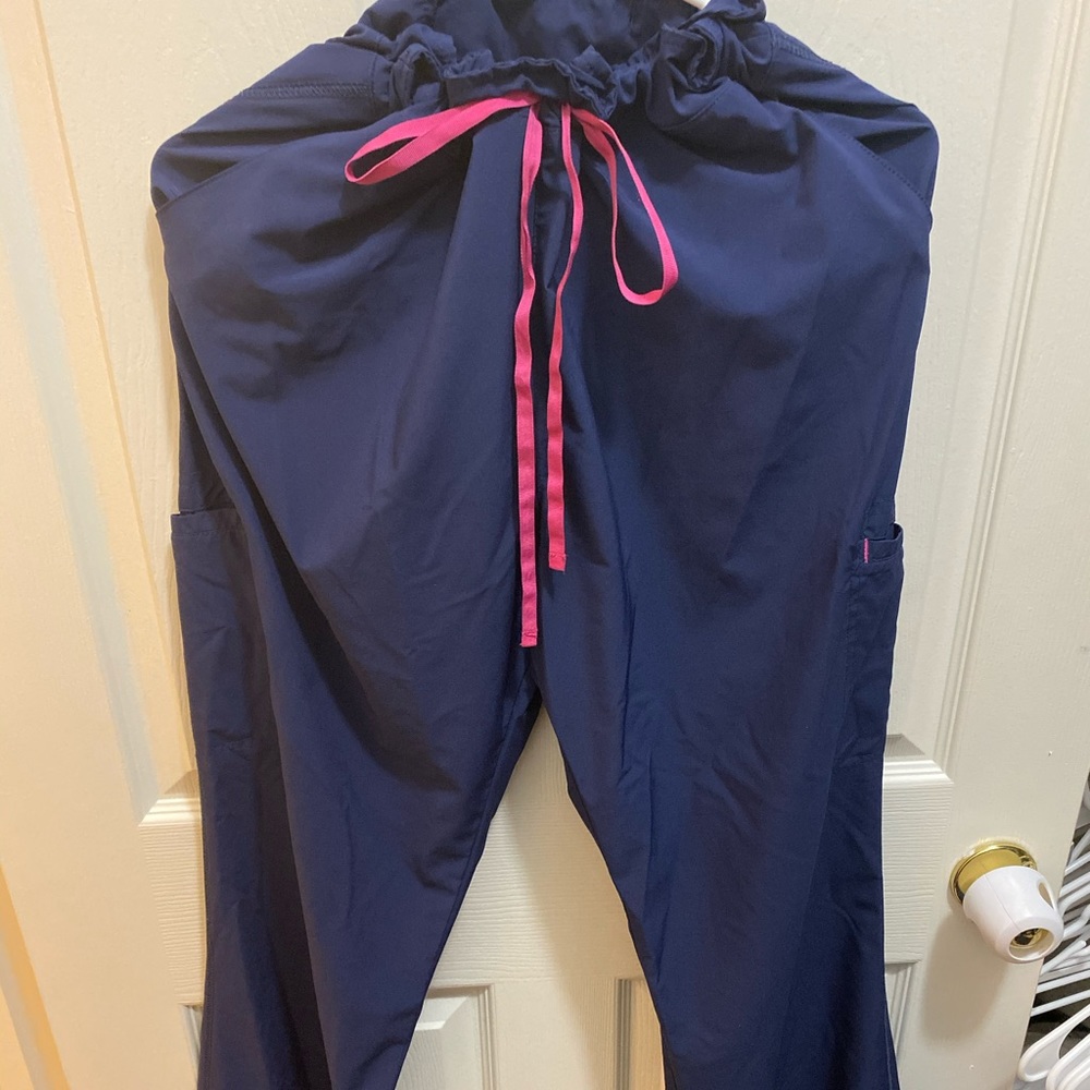 Smitten Scrub Bottoms